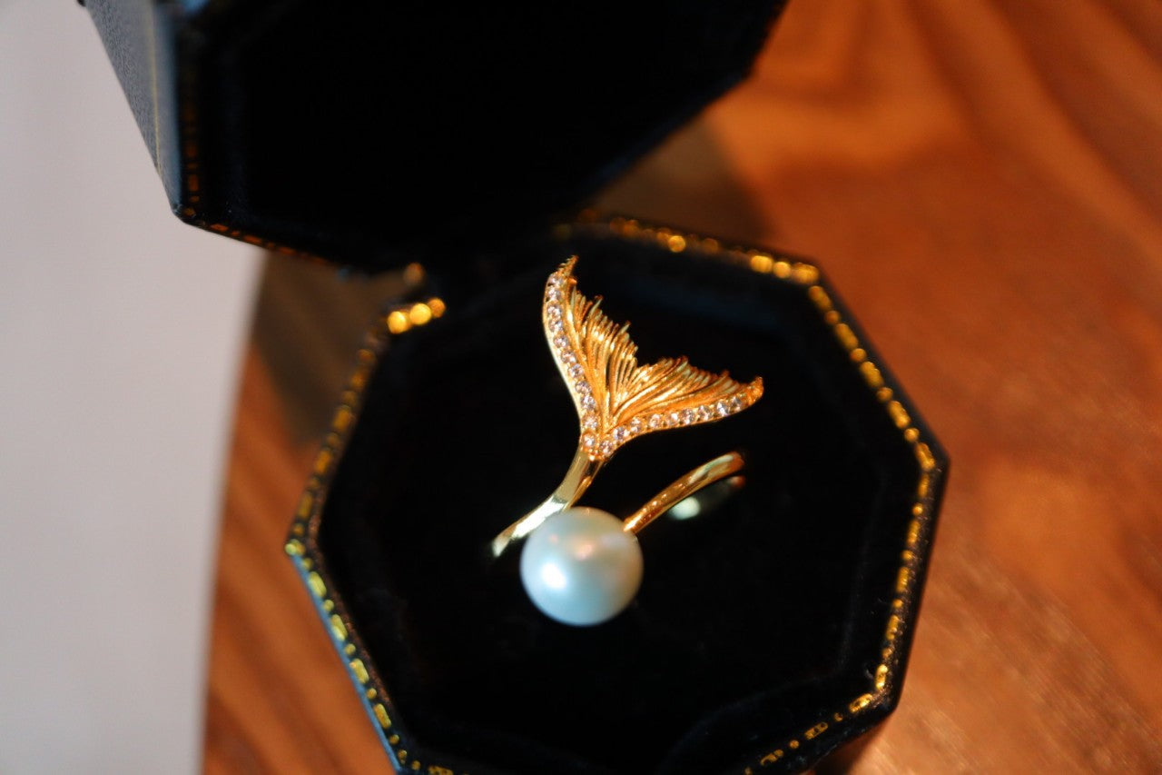 Beauty Fish Tail Natural Strong Pearl Earrings/Rings