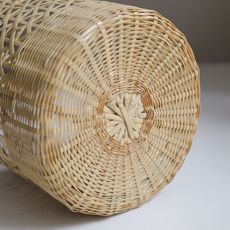 Circular portable bamboo woven basket