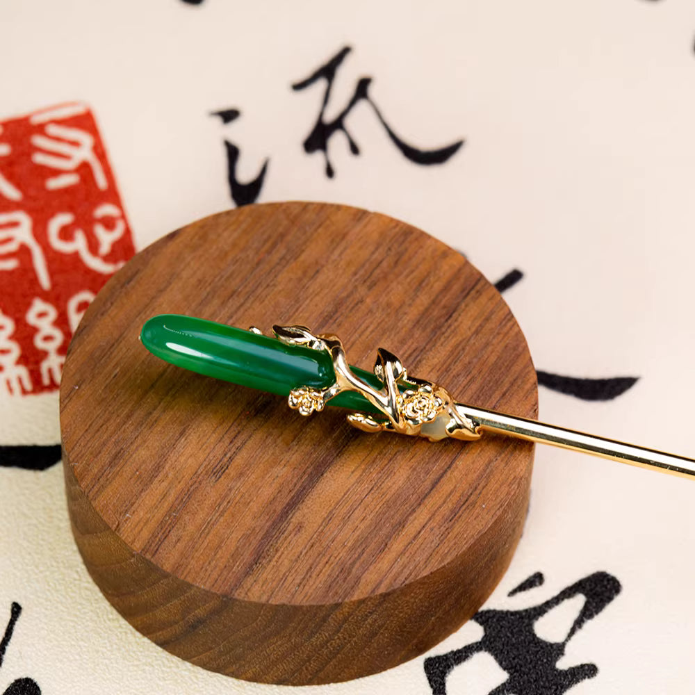 Minimalist New Chinese Jade Chalcedony Hairpin – Eco-Friendly Alloy