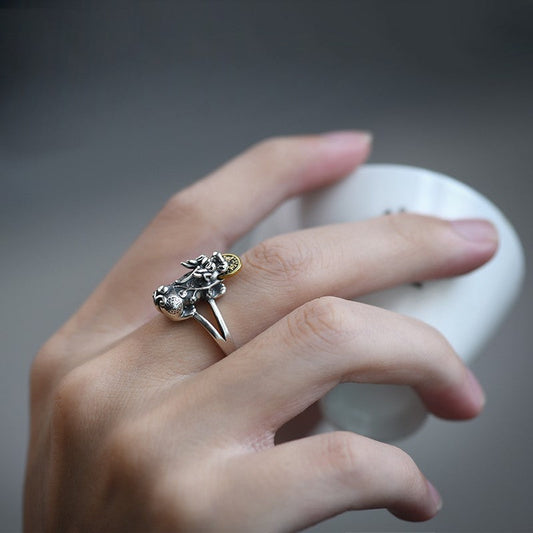 Pixiu Ring Wear on Which Finger and Hand