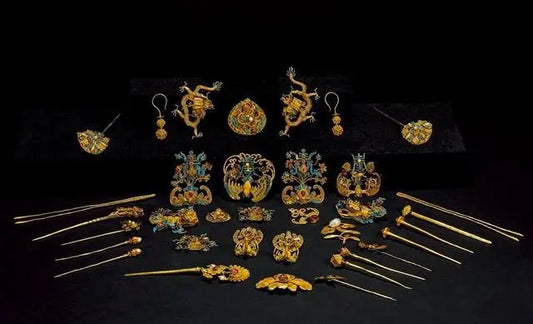 The types and development of ancient Chinese accessories
