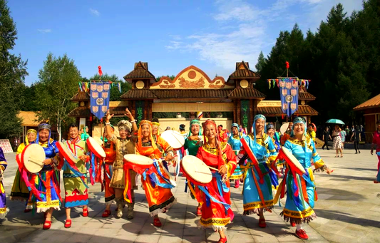 What Is The Hezhen Ethnic Group?-Hezhe Zu