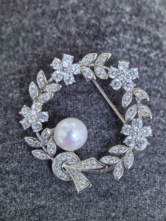 Elegant White Freshwater Pearl Floral Brooch