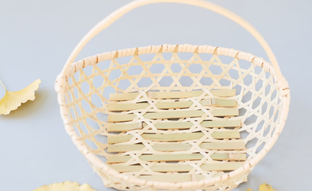 Handmade bamboo woven household fruit storage tote basket