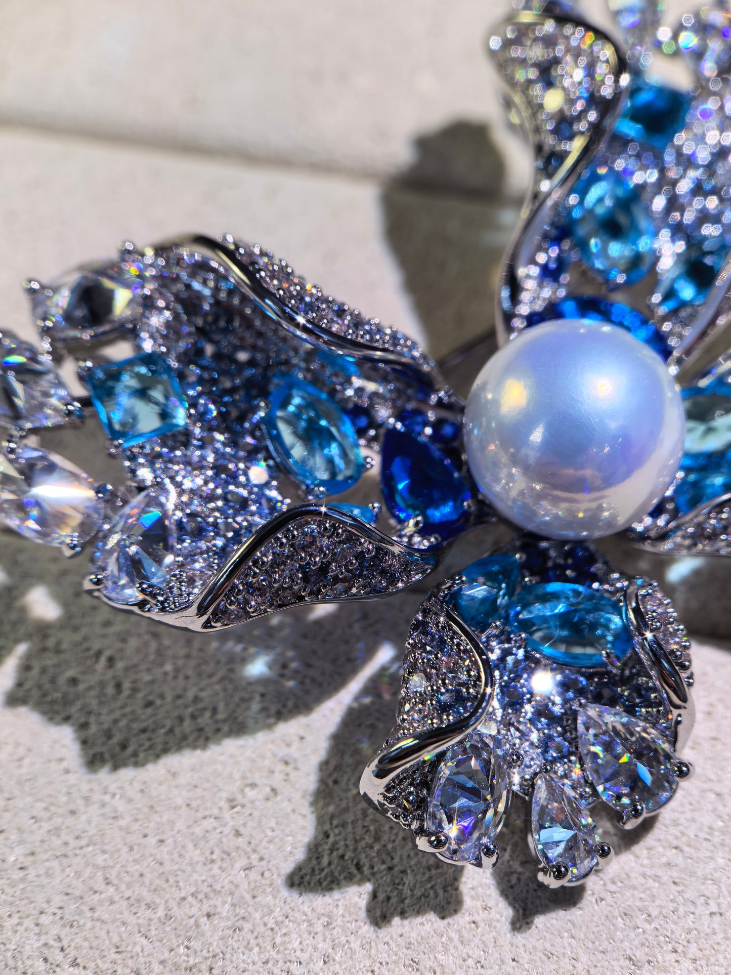 Butterfly Pearl Brooch | Natural Freshwater Pearl 10–11mm Elegant White Jewelry Pin