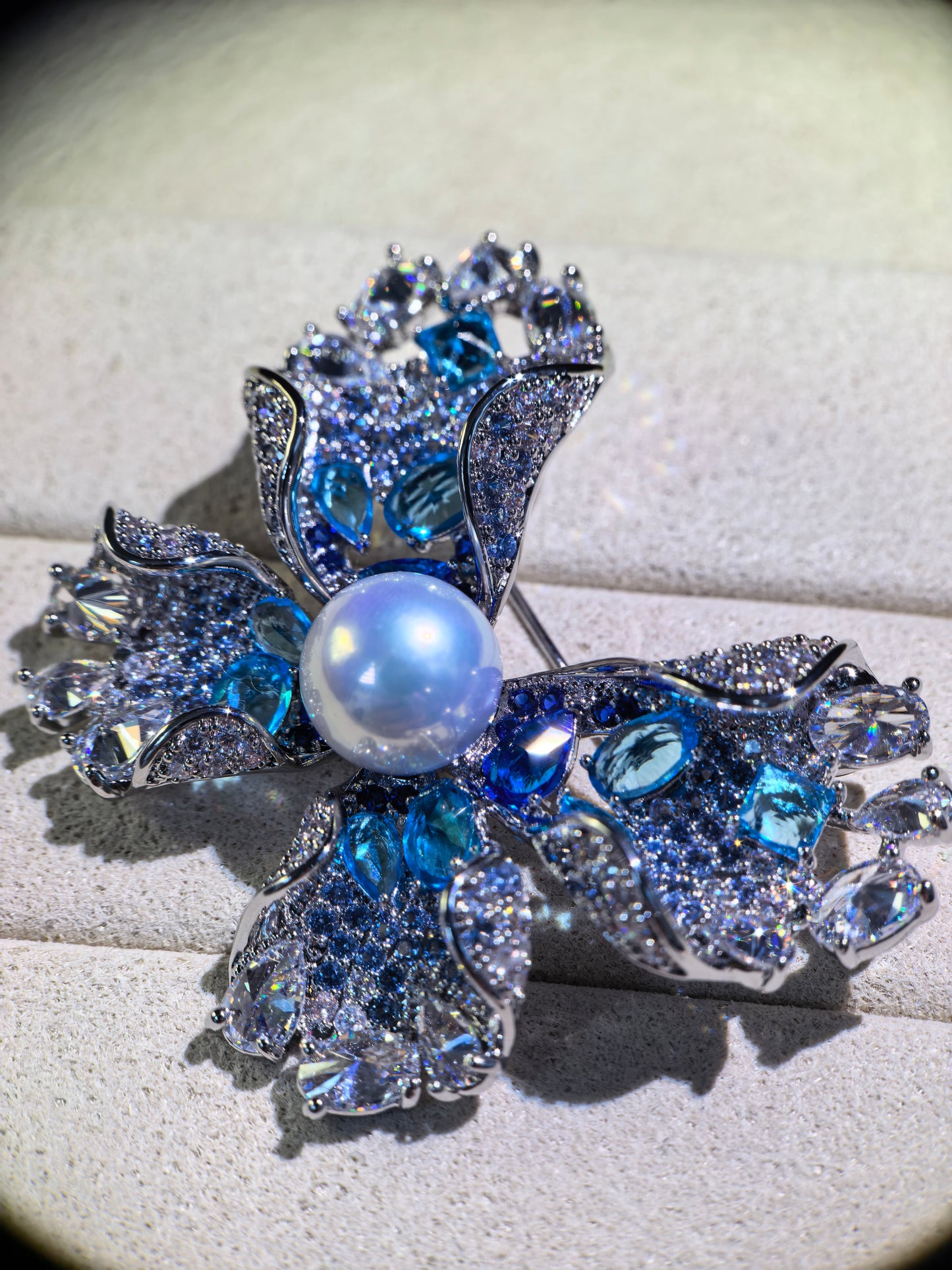 Butterfly Pearl Brooch | Natural Freshwater Pearl 10–11mm Elegant White Jewelry Pin