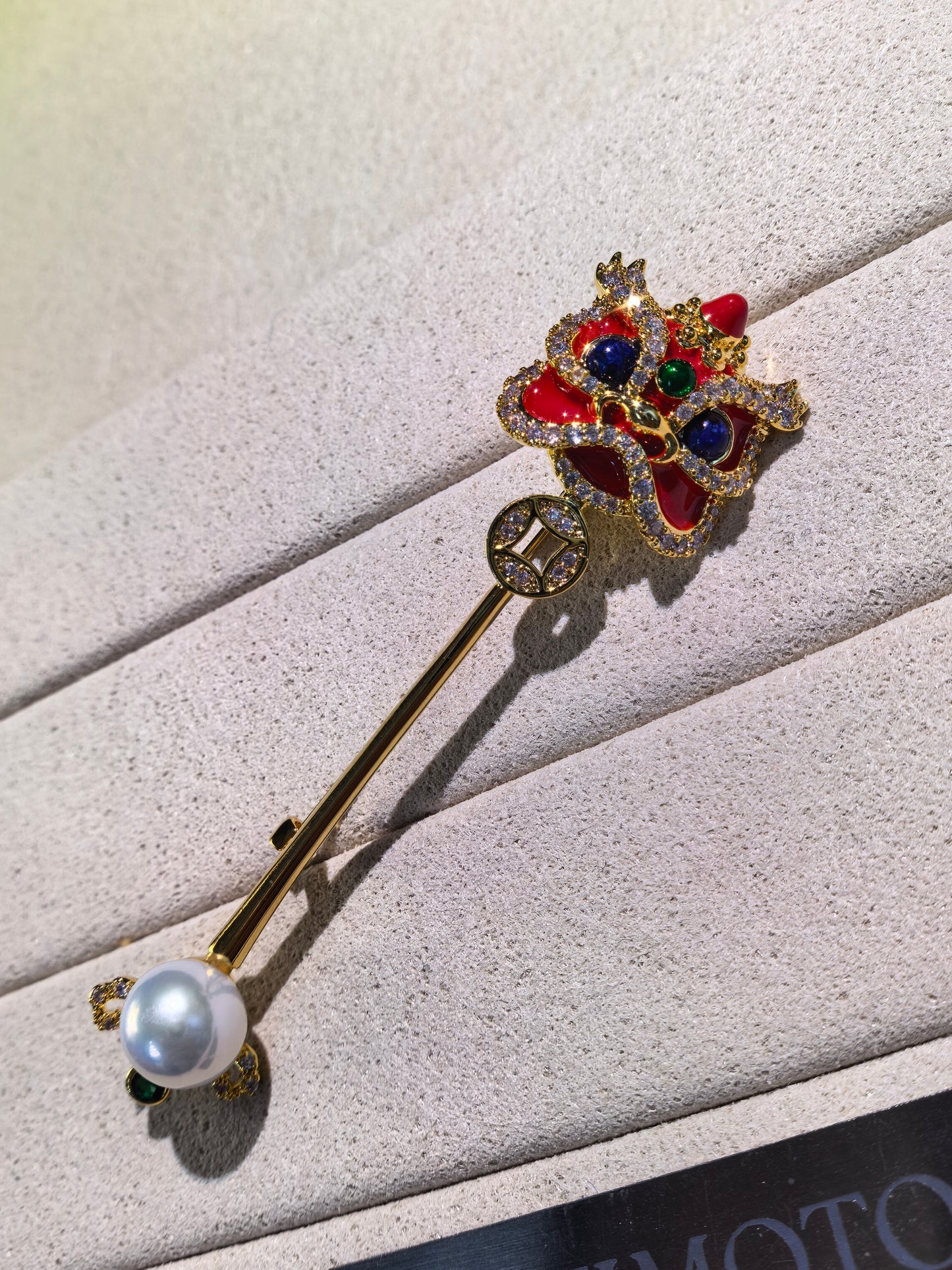 Lion Dance Pearl Brooch | Natural Freshwater Pearl 8–9mm White Luxury Statement Jewelry Pin