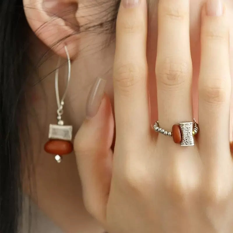 Vintage Amber Bead Stretch Ring with Sterling Silver – Oriental Lucky Ring for Women