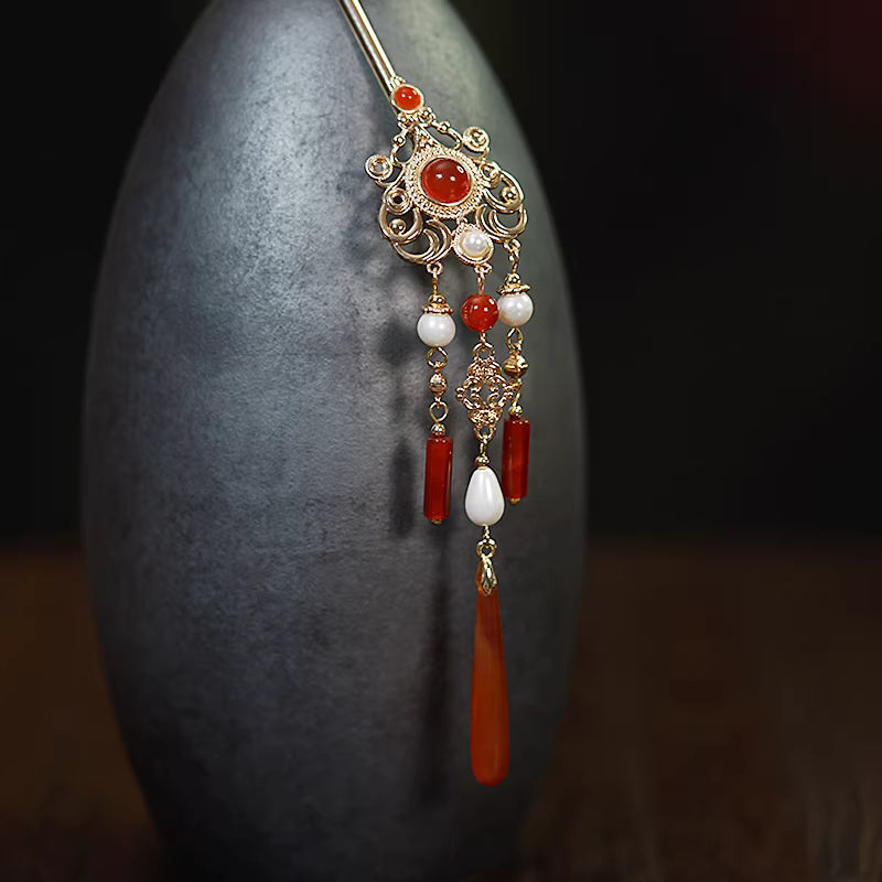 Agate and Tassel Hairpin – Handmade Red and Green Hanfu Hair Accessory with Pearls and Shells
