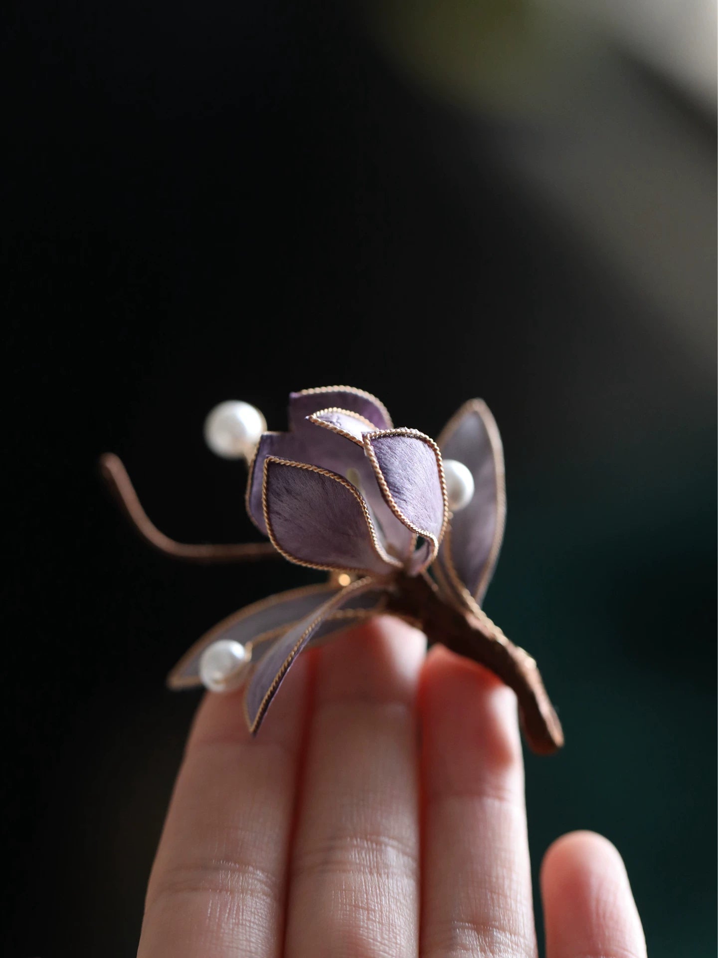Non-Heritage Craft Purple Magnolia Pin – Classic Chinese Style Brooch