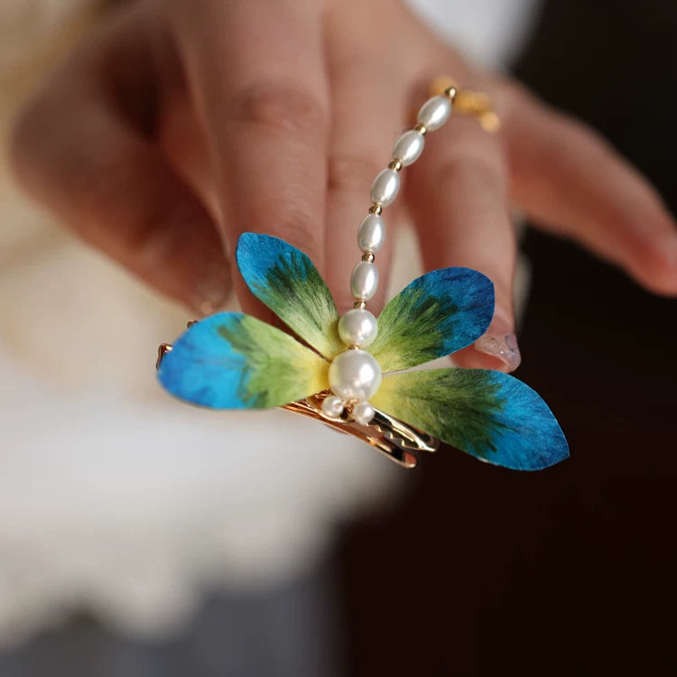 Soft Velvet Dragonfly Hair Clip – Elegant Qipao & Hanfu Side Hair Decoration