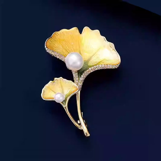 Chinese Enamel Ginkgo Leaf Brooch with Pearl – Elegant Women’s Pin Accessory