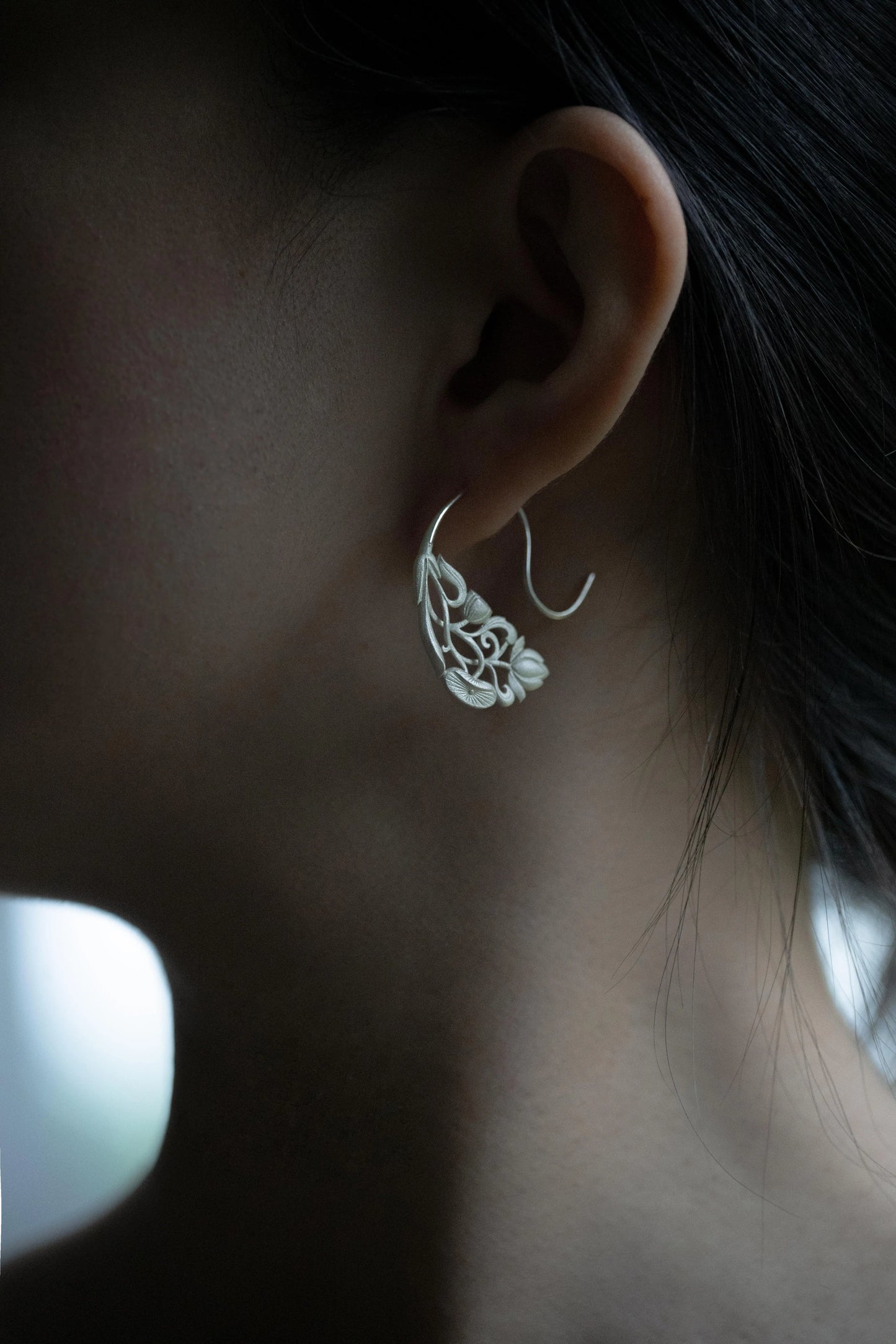 Lotus Step Earrings – Hollow Carved Chinese Style Zen Aesthetic Drop Earrings