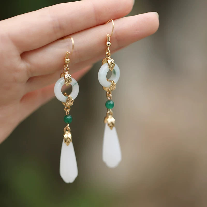Magnolia Flower Jade Ring Earrings – Elegant Oriental Jewelry with Vintage Chinese Aesthetic