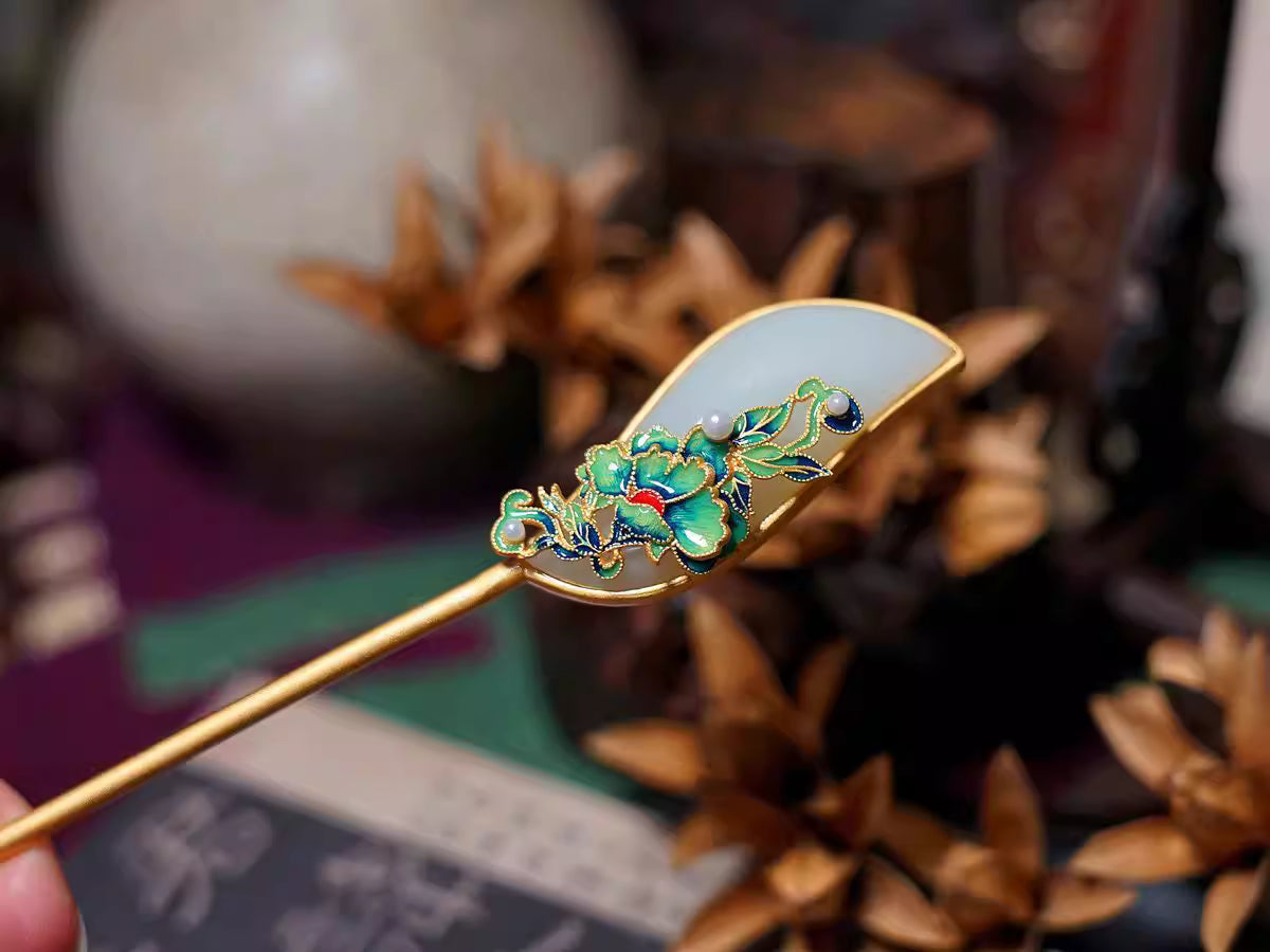 S925 Gold-Plated Silver Hairpin with Hetian Jade & Enamel Willow Leaf – Hanfu & Chinese Palace Style Accessory,