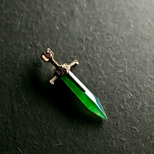 Green Jade Sword Pendant Necklace – Vintage Chinese Style Protective Talisman Jewelry