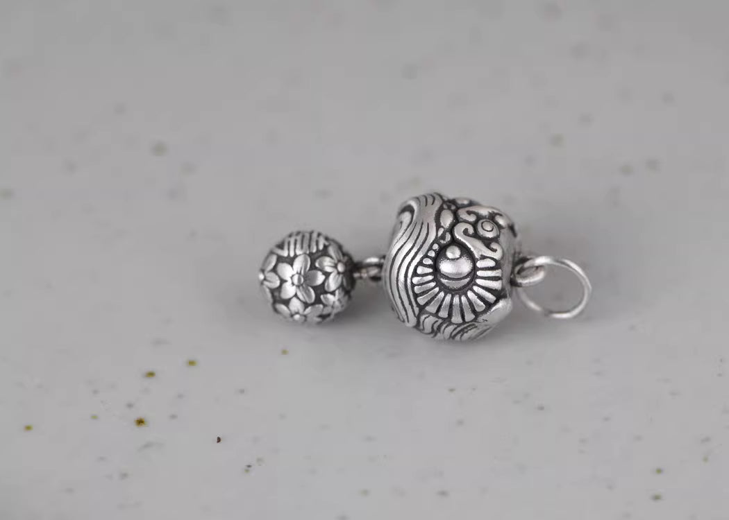 Taotie Hollow Pendant – Retro Chinese Double Happiness Flower Ball Necklace