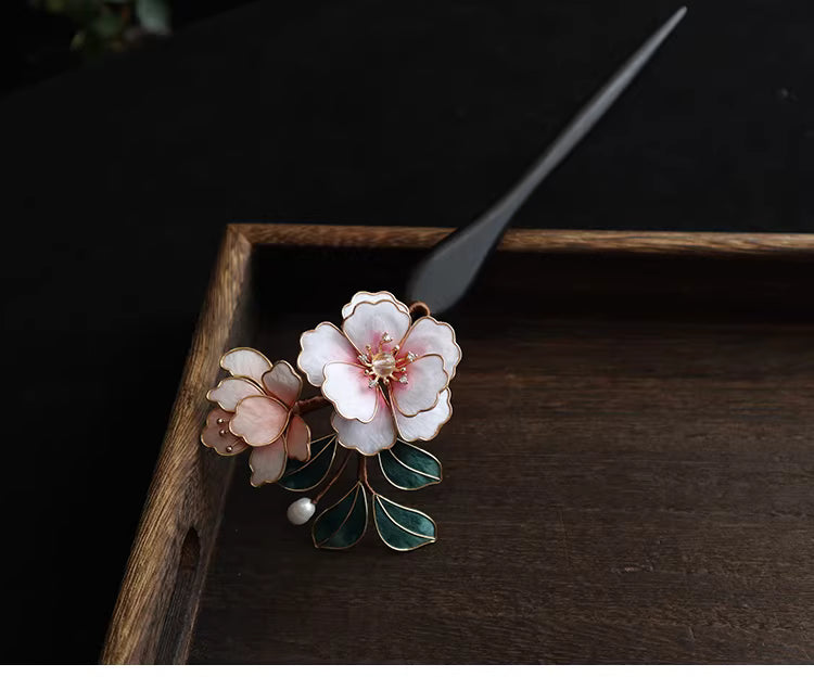 Handmade Pink Velvet Flower Hairpin – Chinese Intangible Heritage Silk Flower Hair Accessory for Hanfu & Guofeng Style