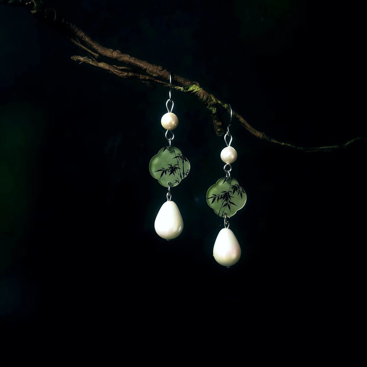 Elegant Bamboo Leaf Pearl Earrings – Oriental Inspired Hanfu Accessories