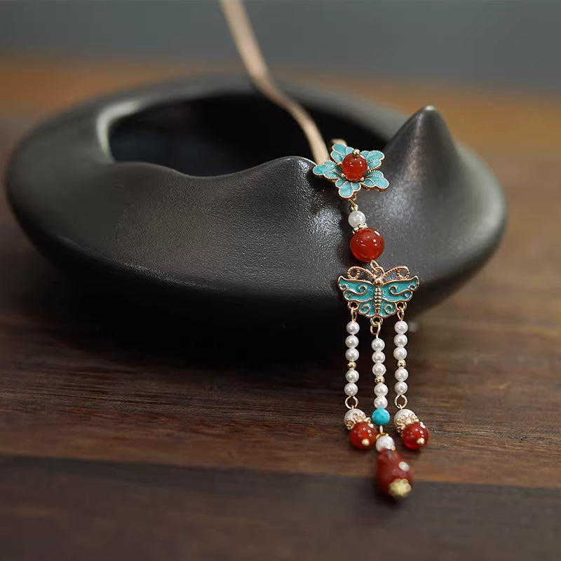 Red Agate Butterfly Pearl Tassel Hairpin – Handmade Hanfu Hair Accessory with Gold