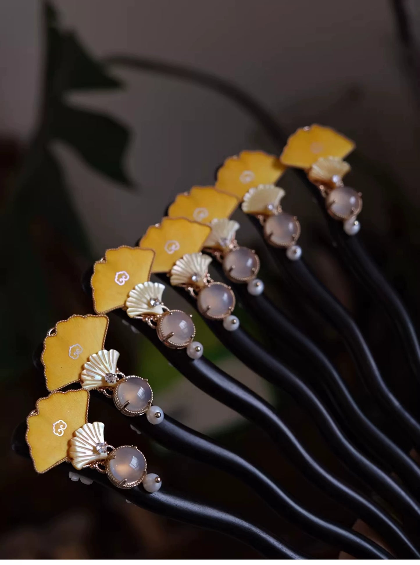 Handcrafted Velvet Flower Ginkgo Leaf Hairpin - Elegant Chinese Hair Accessory for Women