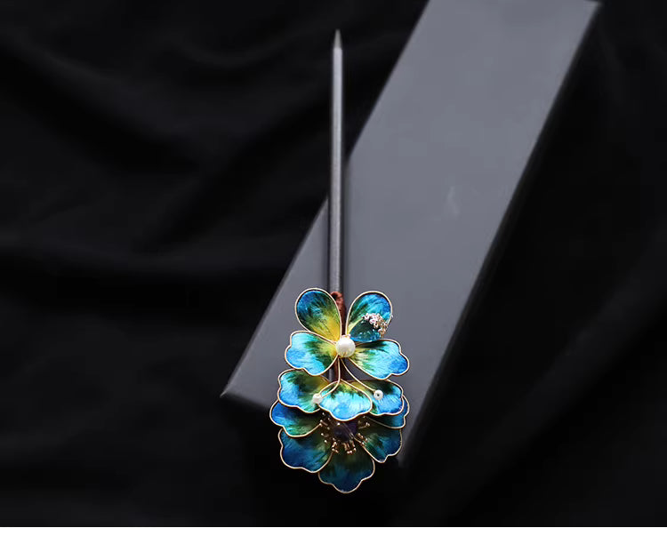 Chinese Intangible Heritage Velvet Flower Hairpin – New Chinese Style Handmade Floral Hair Stick for Hanfu & Qipao