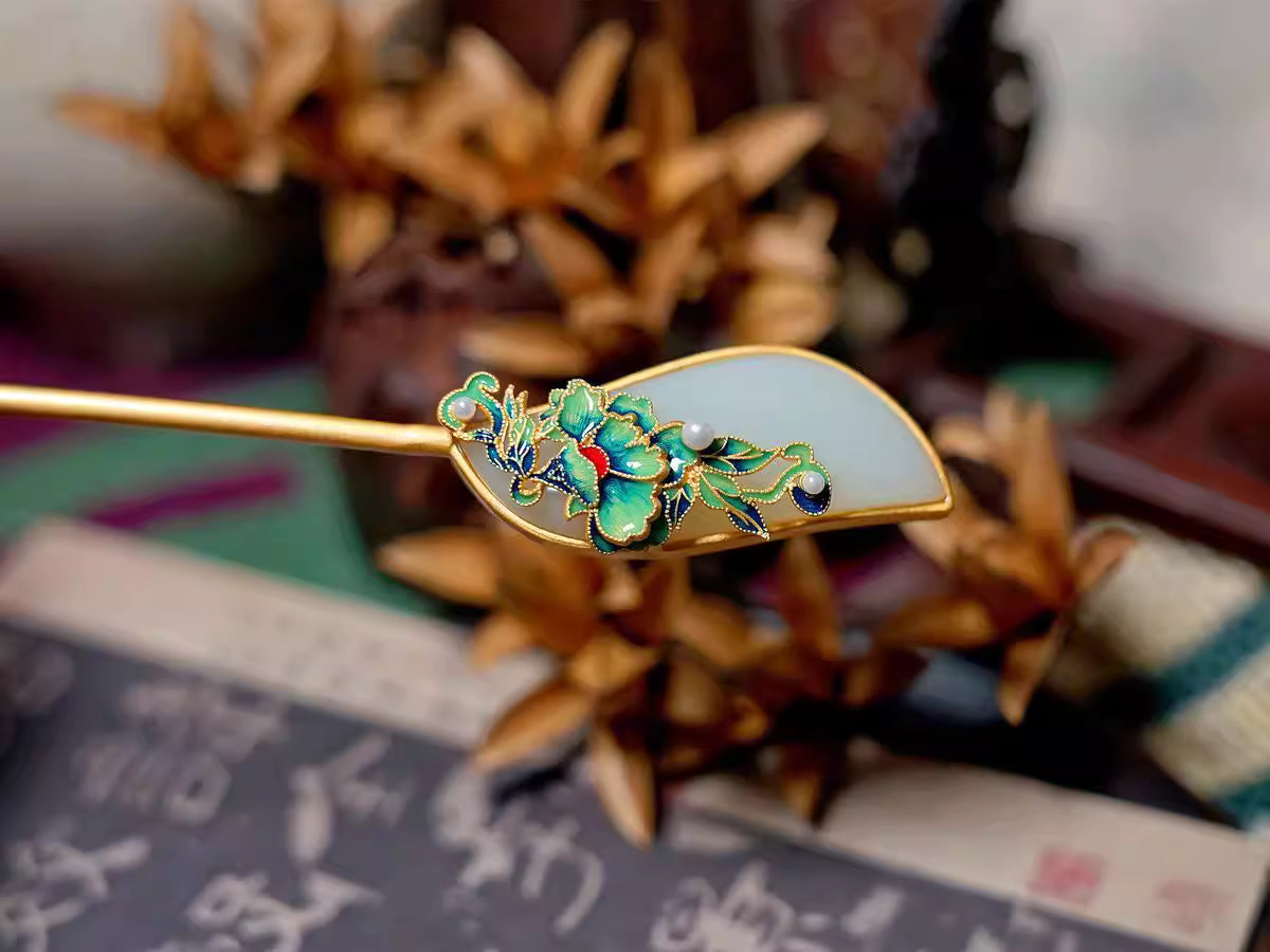 S925 Gold-Plated Silver Hairpin with Hetian Jade & Enamel Willow Leaf – Hanfu & Chinese Palace Style Accessory,