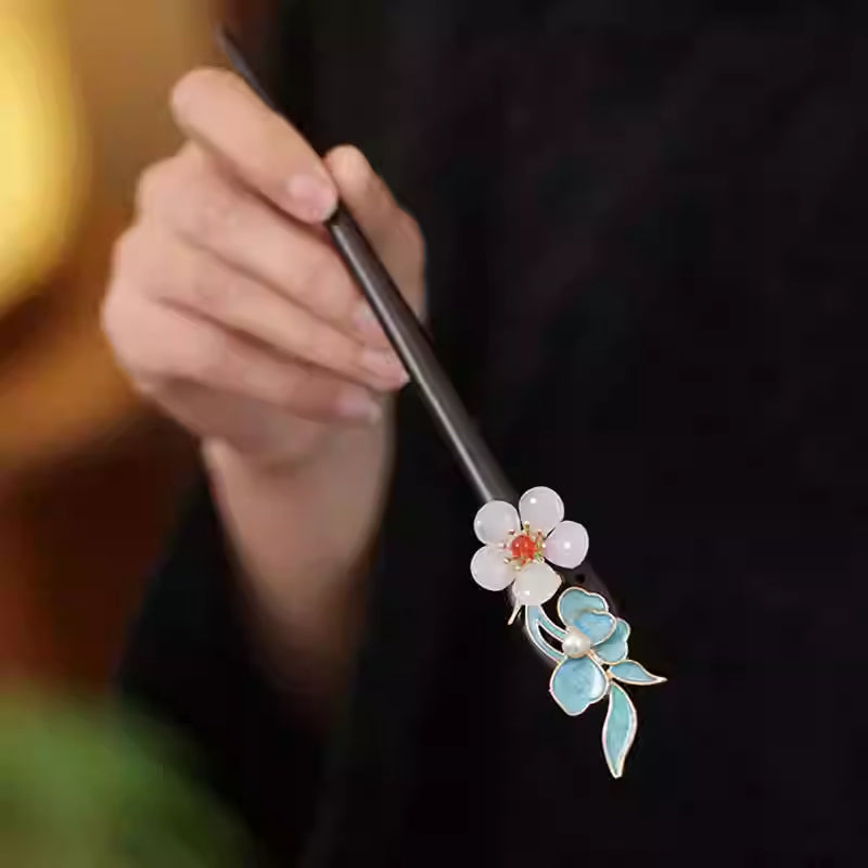 Chinese Style Ebony Wood Hairpin with White Flowers and Pearl – Elegant Traditional Hair Accessory for Women