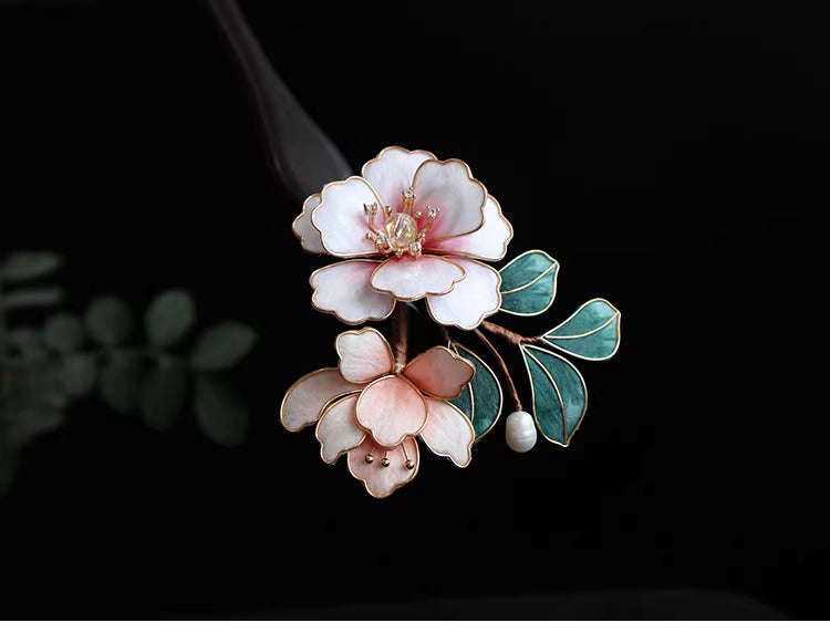 Handmade Pink Velvet Flower Hairpin – Chinese Intangible Heritage Silk Flower Hair Accessory for Hanfu & Guofeng Style