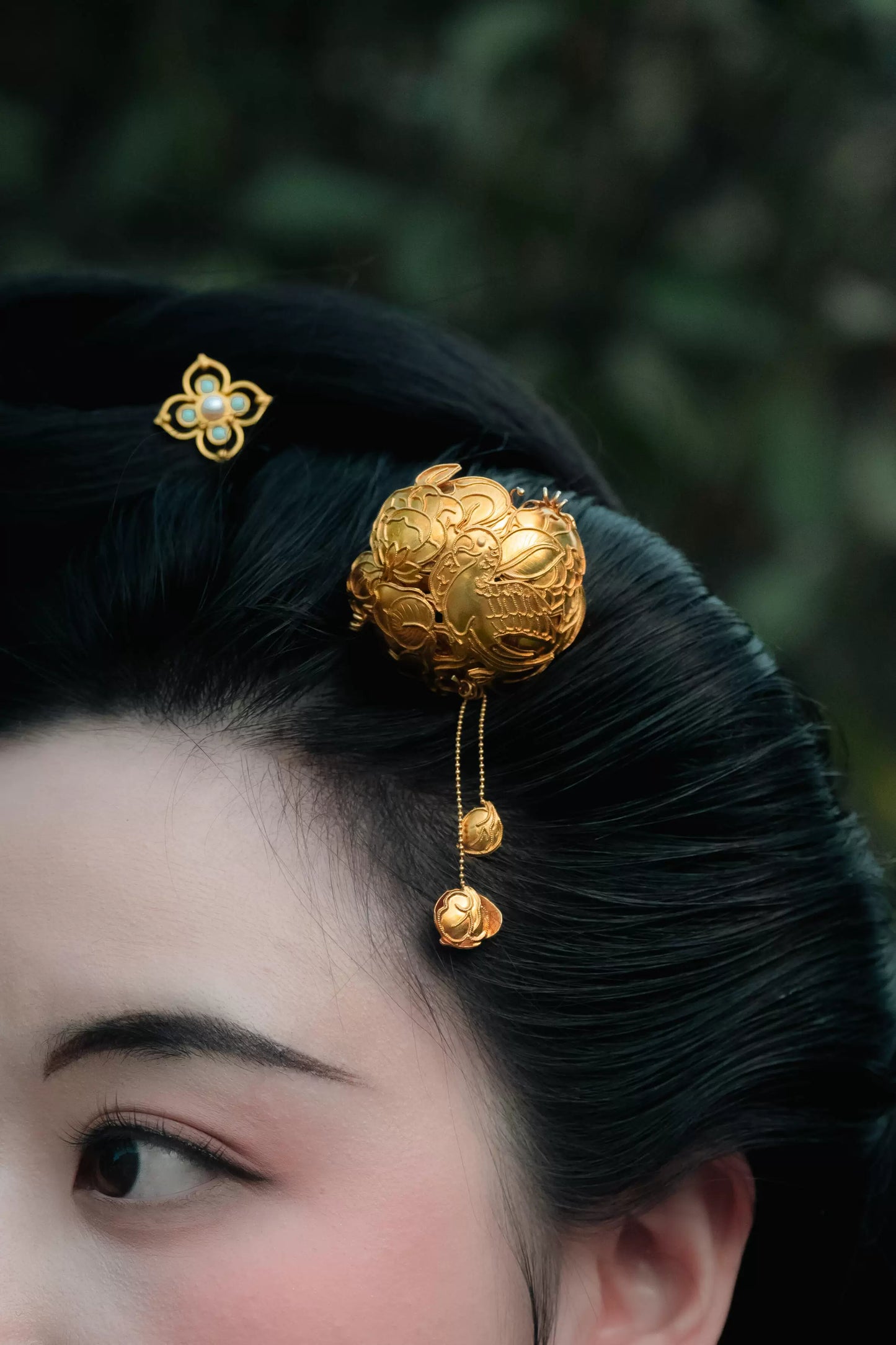 Filigree Parrot Tassel Hairpin – New Chinese Style Gold-Plated Copper Hanfu Hair Accessory