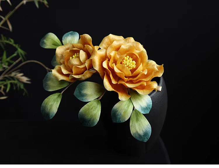 Handmade Yellow Velvet Peony Hair Clip – Traditional Chinese Guofeng Hairpin for Hanfu & Qipao