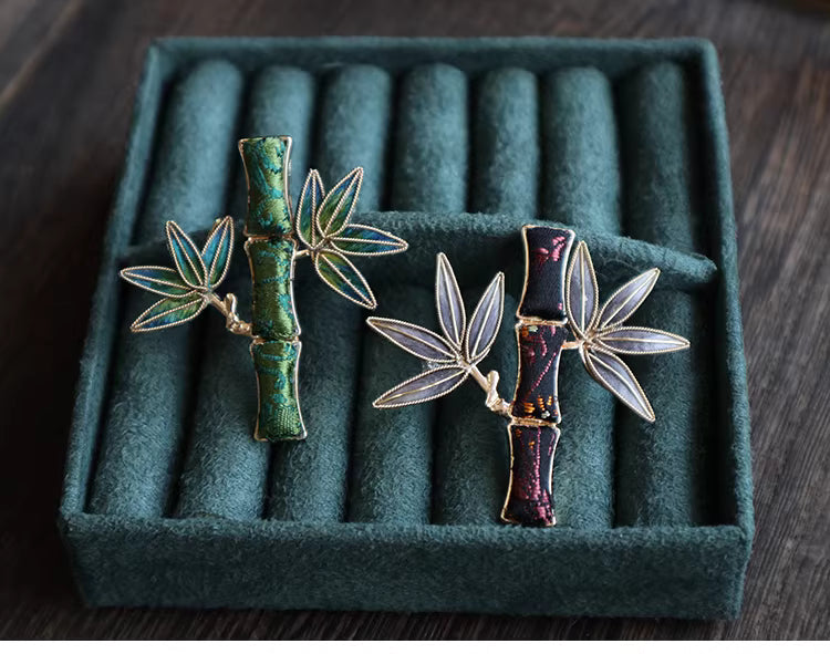 Handmade Heritage Velvet Flower Brooch – Song Brocade & Bamboo Design, Retro Chinese Hanfu Accessory for Women