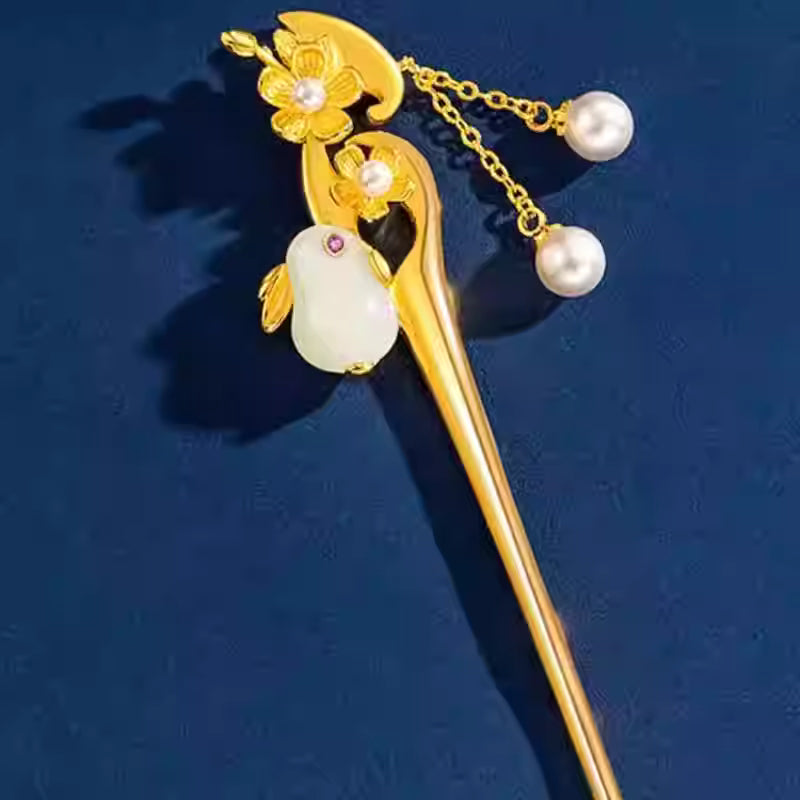 Hetian Jade Rabbit Hairpin with Pearl Tassels – Handmade Cute Hanfu Hair Stick