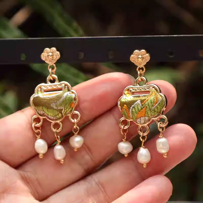 Song Brocade Ruyi Lock Pearl Earrings – Chinese Intangible Heritage Hanfu &Qipao Style Jewelry