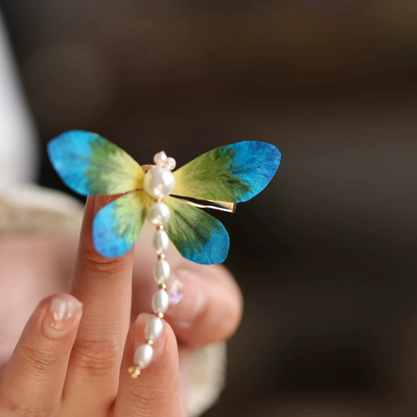 Soft Velvet Dragonfly Hair Clip – Elegant Qipao & Hanfu Side Hair Decoration