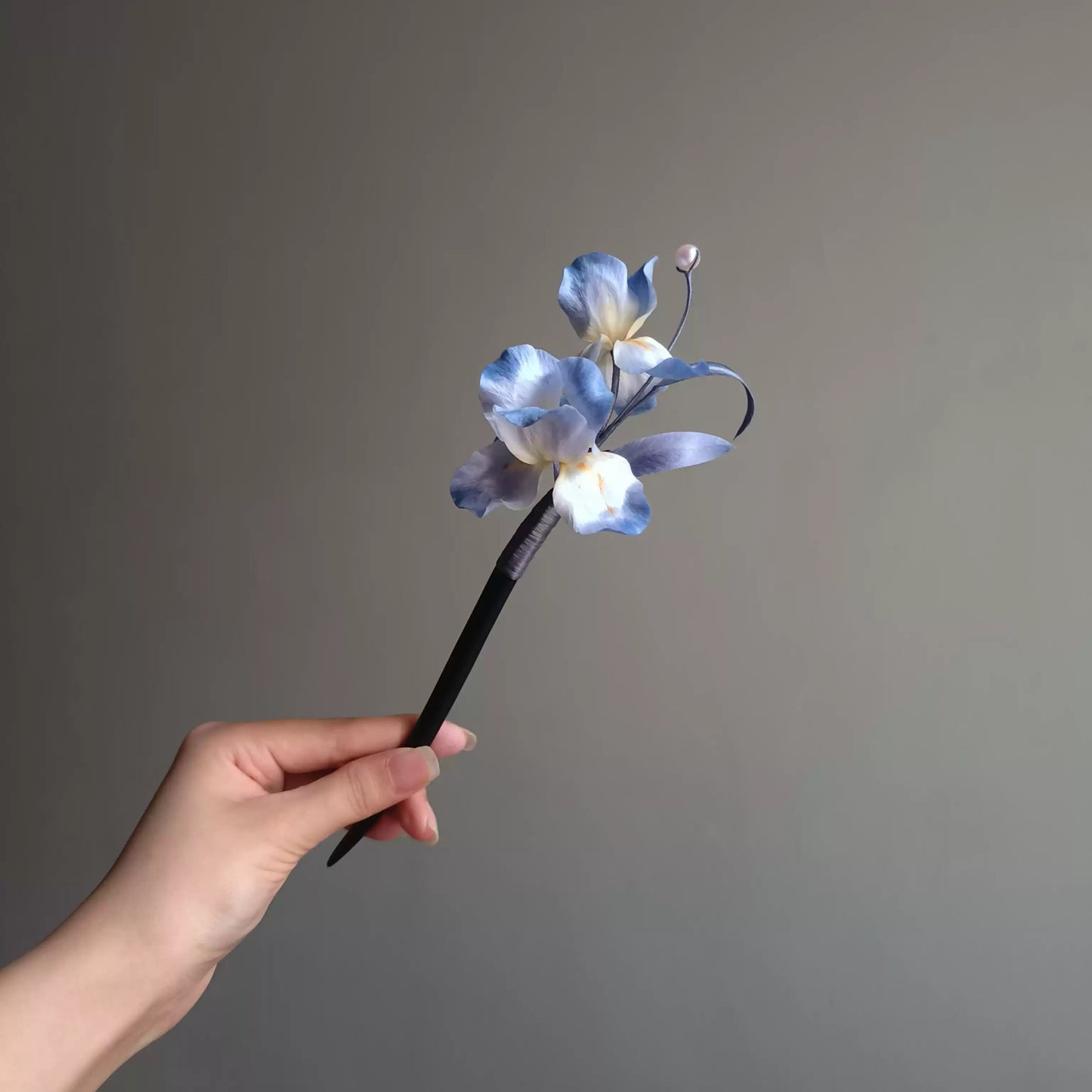 Blue Iris Handmade Velvet Flower Hairpin – Silk Thread Sandalwood Chinese Hair Stick