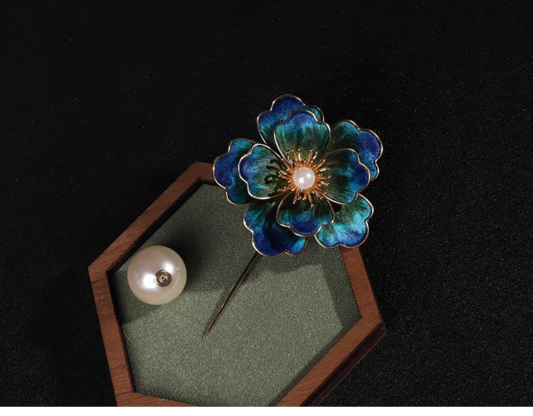 Handmade Peacock Blue Velvet Flower Pearl Brooch – Chinese Heritage Silk Floral Pin for Elegant Women