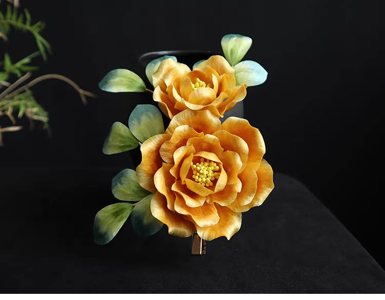 Handmade Yellow Velvet Peony Hair Clip – Traditional Chinese Guofeng Hairpin for Hanfu & Qipao