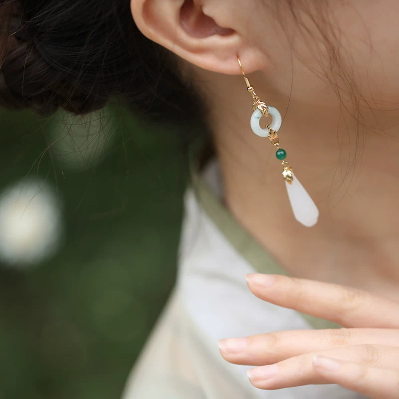 Magnolia Flower Jade Ring Earrings – Elegant Oriental Jewelry with Vintage Chinese Aesthetic
