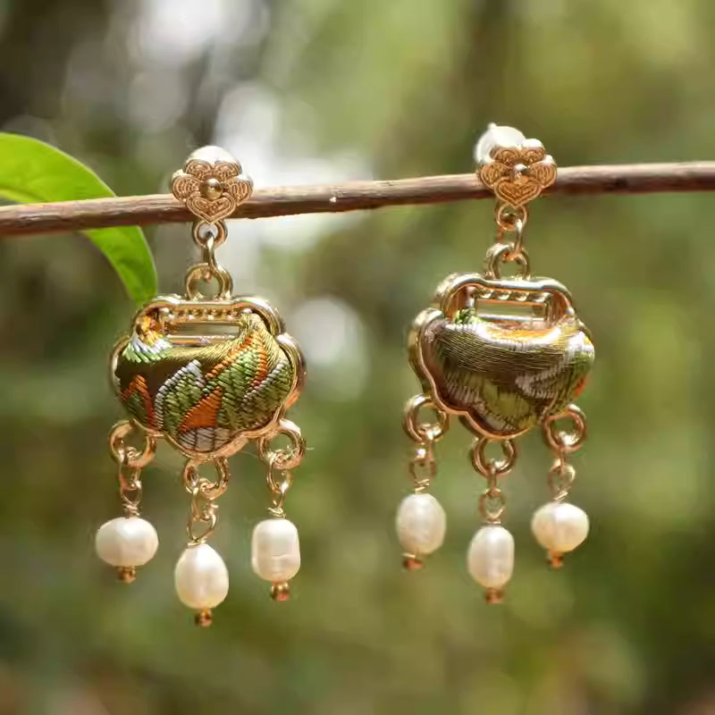 Song Brocade Ruyi Lock Pearl Earrings – Chinese Intangible Heritage Hanfu &Qipao Style Jewelry
