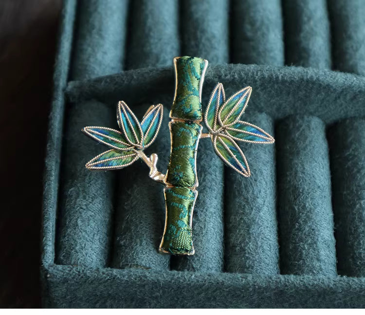 Handmade Heritage Velvet Flower Brooch – Song Brocade & Bamboo Design, Retro Chinese Hanfu Accessory for Women