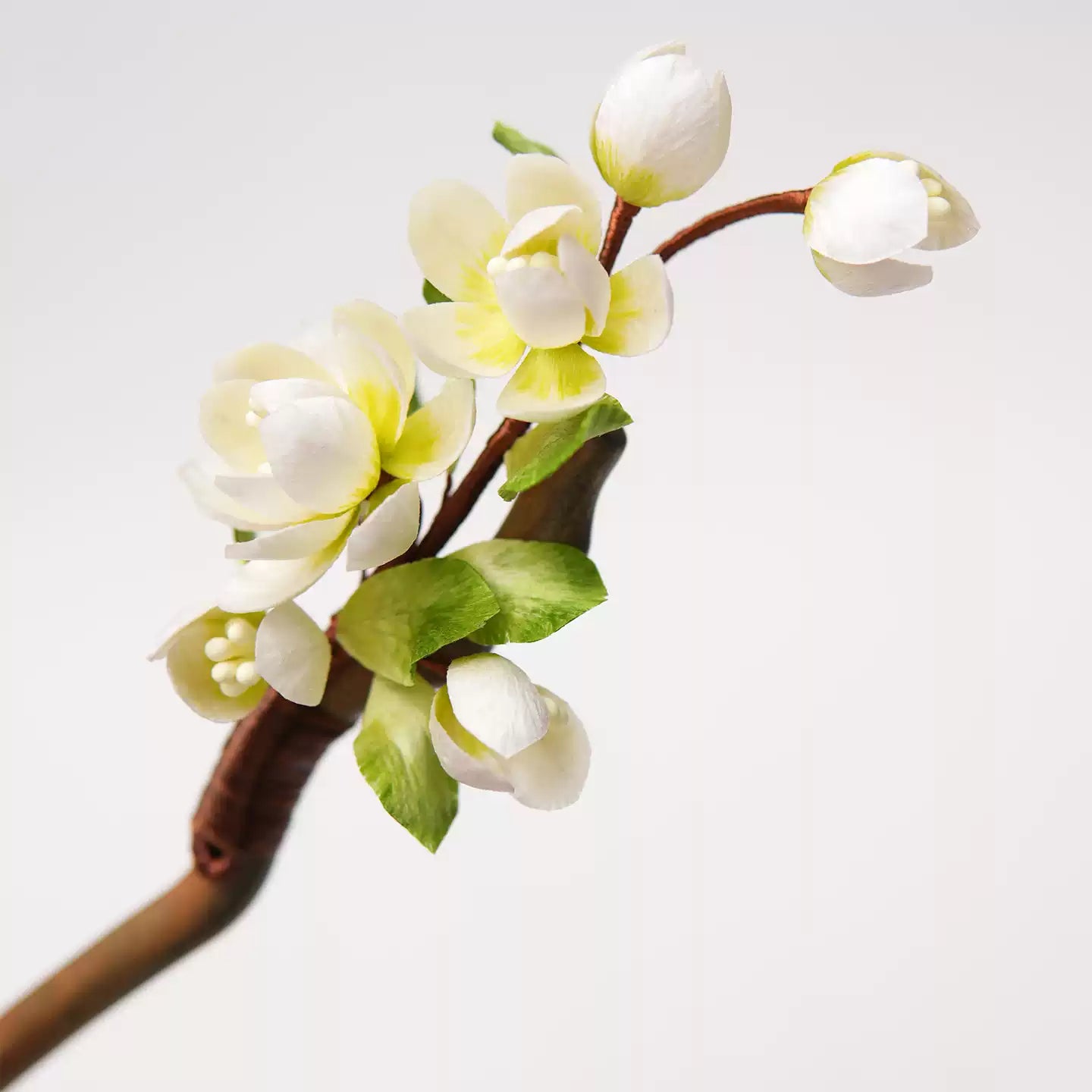 Jasmine Velvet Flower Sandalwood Hairpin – New Chinese Style Floral Hair Ornament