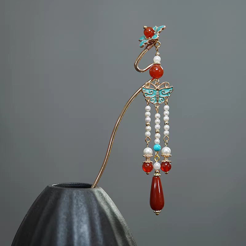 Red Agate Butterfly Pearl Tassel Hairpin – Handmade Hanfu Hair Accessory with Gold