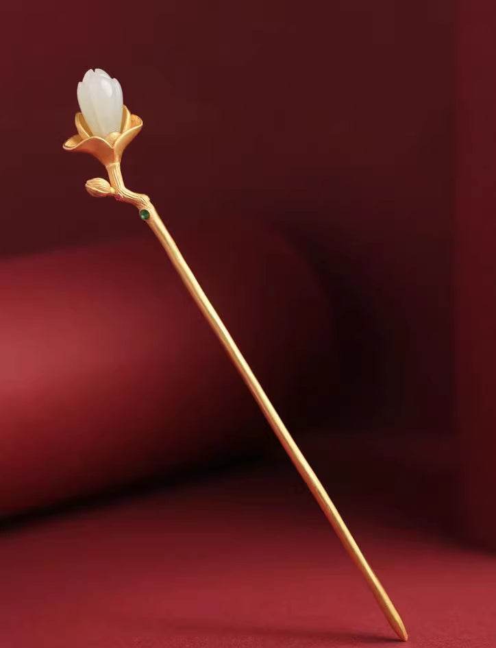 Tulip Magnolia Hairpin – Handmade Hetian Jade and Alloy Hair Stick