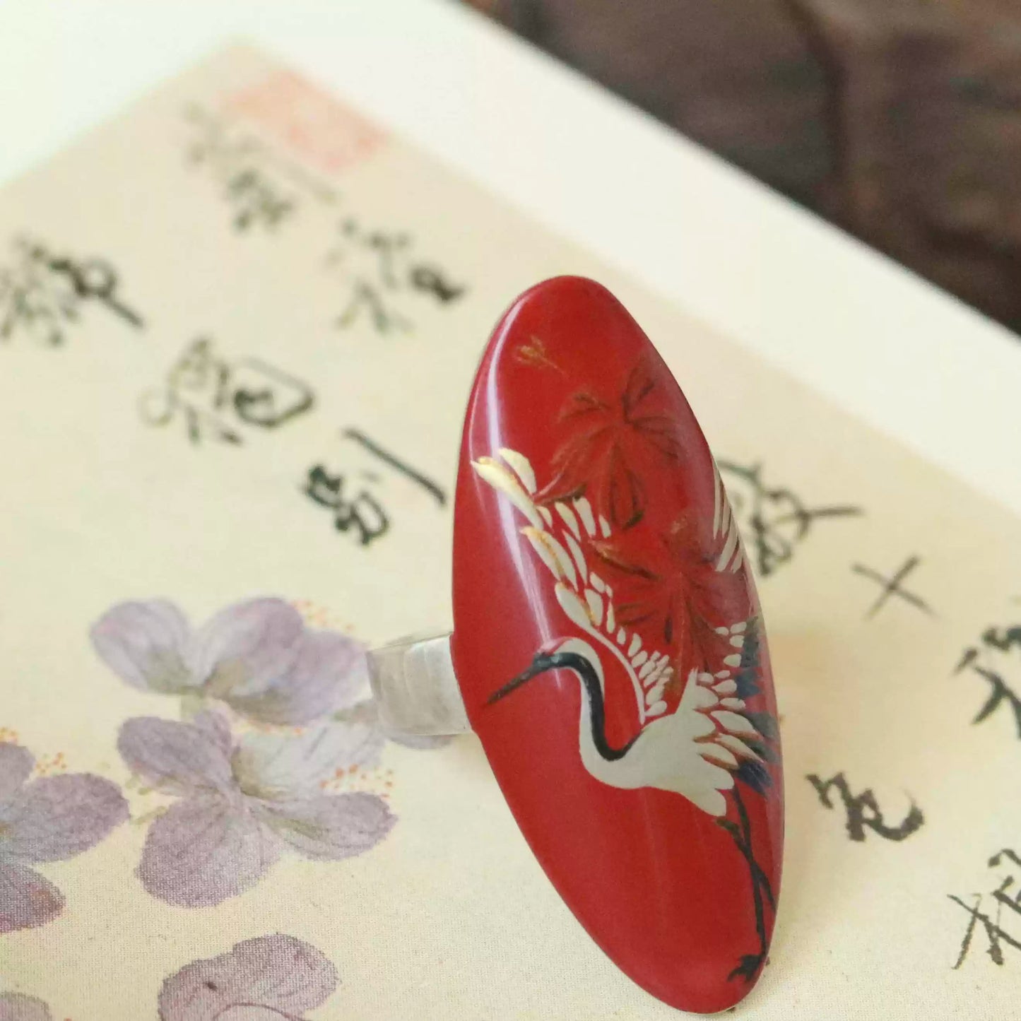 Traditional Chinese Crane Ring – Oriental Art Jewelry with Pine Tree Motif and Lacquer Finish