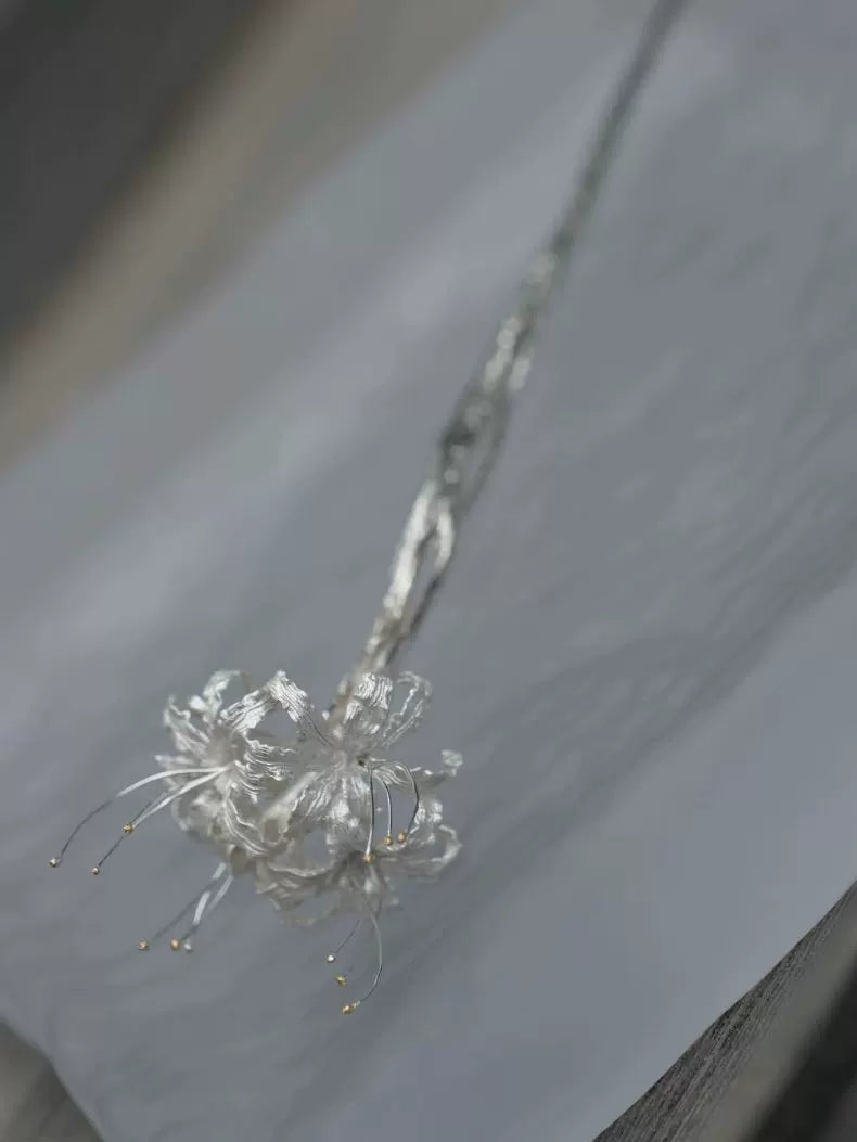 Original Handmade Lycoris Radiata Hair Stick – Elegant Oriental Floral Hairpin