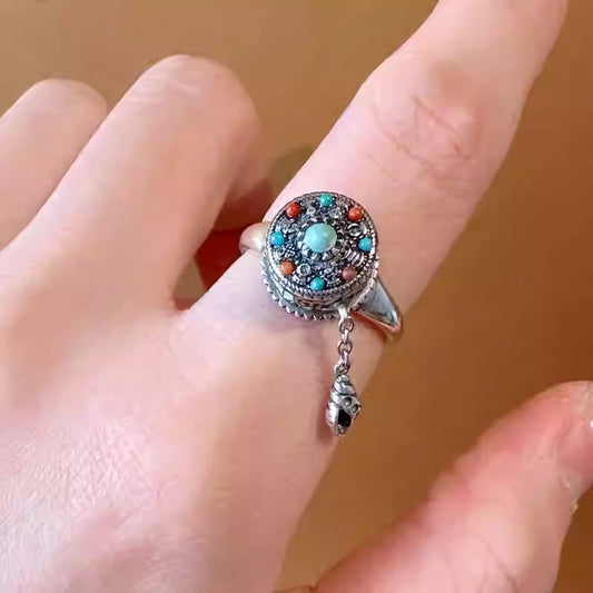 Rotatable Six-Character Mantra Tassel Ring with Red Agate – Adjustable New Chinese Style