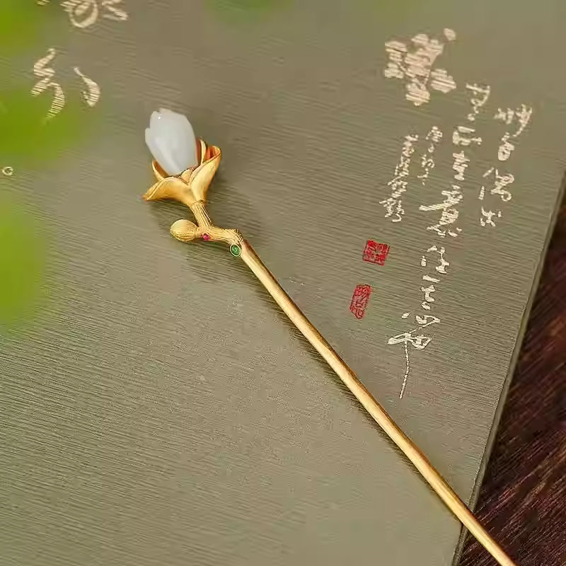 Tulip Magnolia Hairpin – Handmade Hetian Jade and Alloy Hair Stick