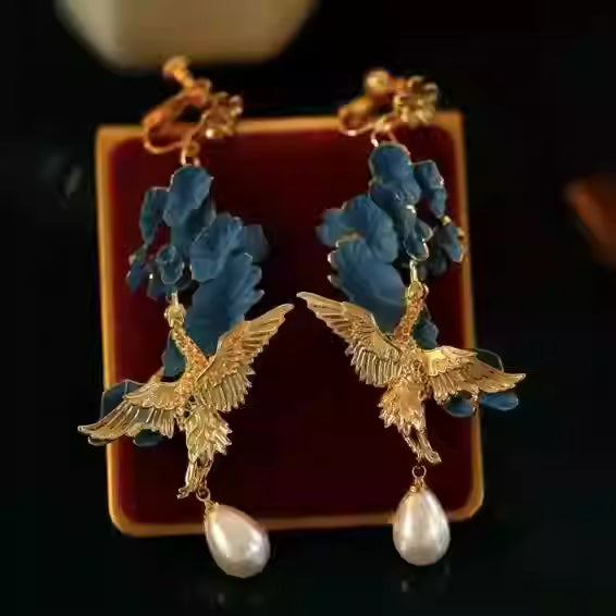 Chinese Cloisonné Crane Pearl Clip-On Earrings for Women – New Chinese Style Imperial Gold & Blue Qipao Accessory