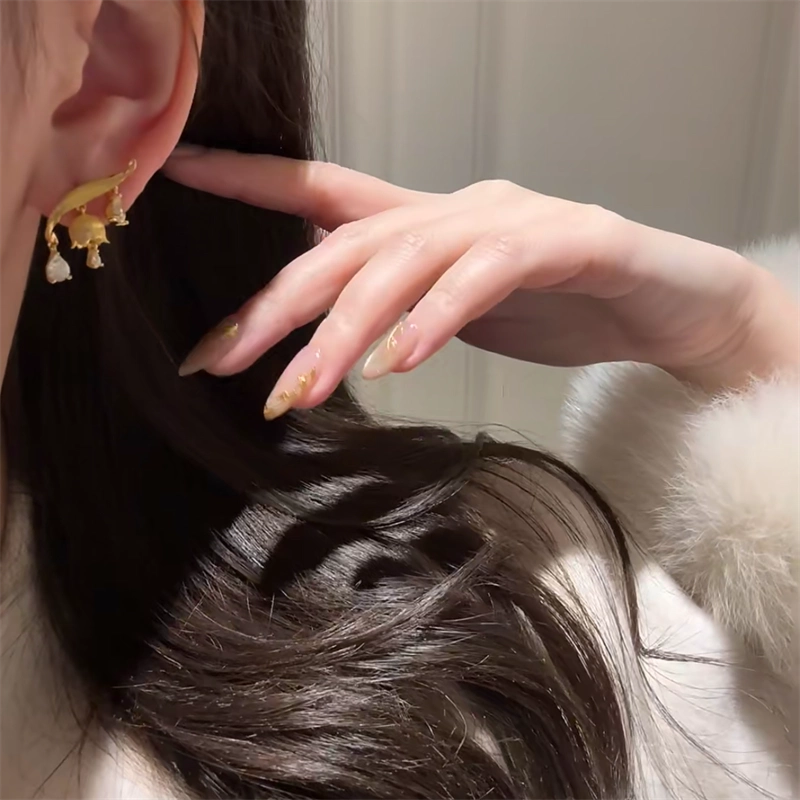 Lily of the Valley Zircon Drop Earrings